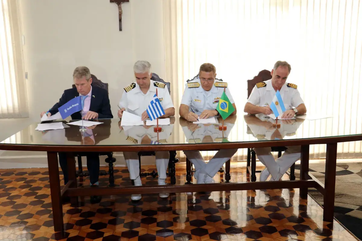 AMRJ sedia XV Reunião de Operadores de Turbinas Rolls-Royce da América do Sul