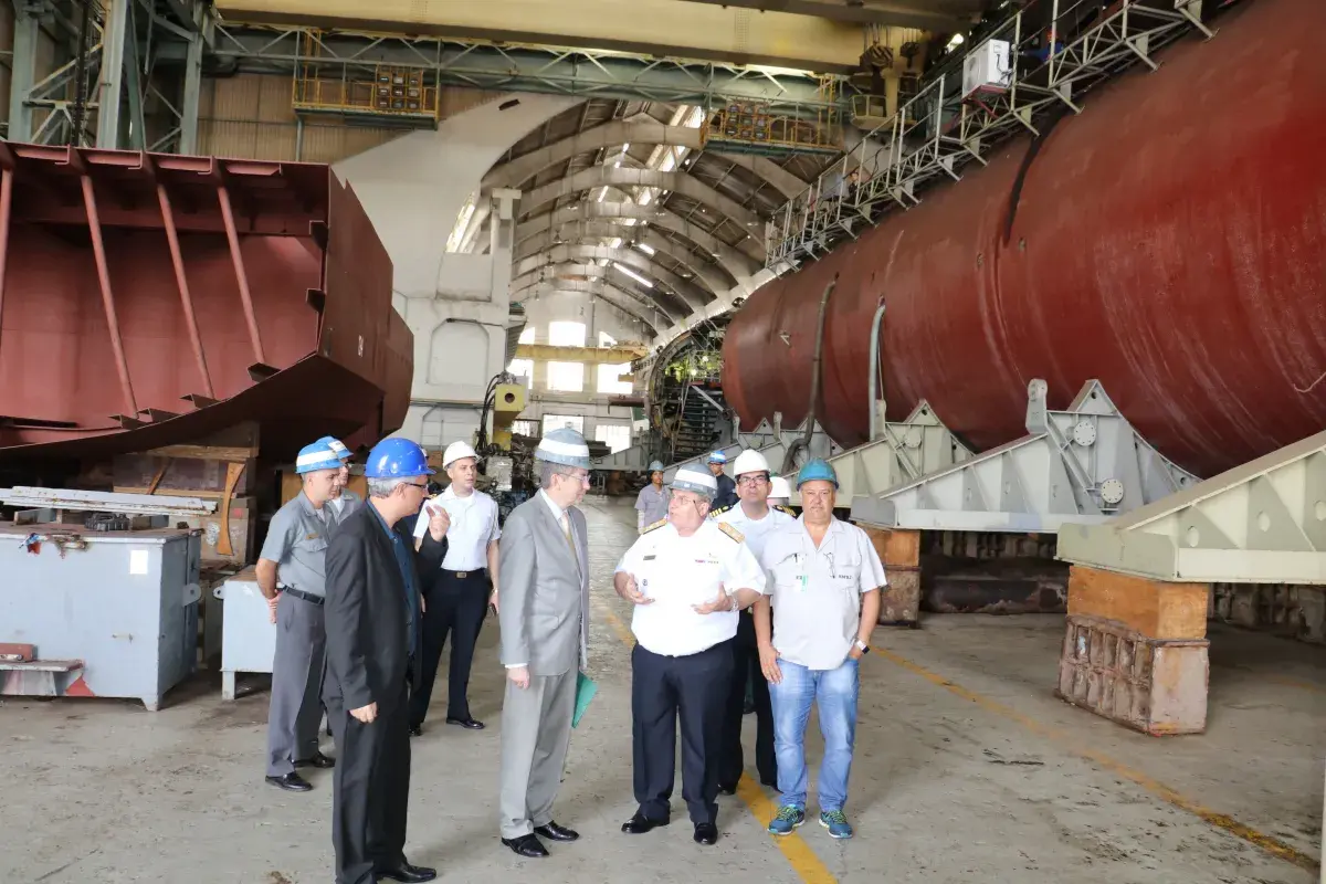 Embaixador da Ucrânia visita o AMRJ