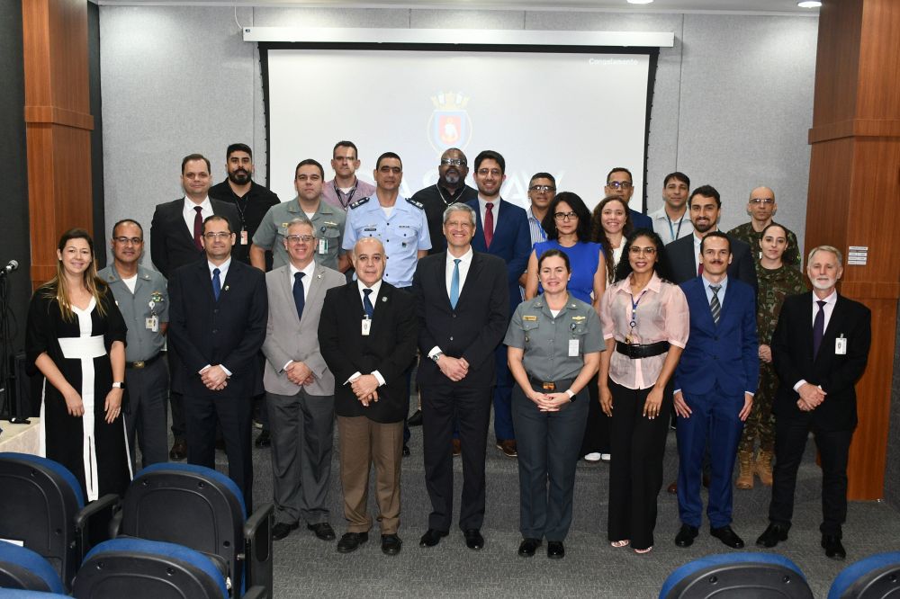 Auditores TCU e FA