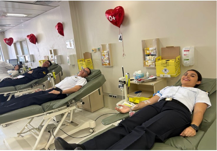 Militares da CFPA realizando doação de sangue no Hospital de Clínicas de Porto Alegre