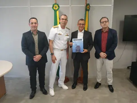 Com5ºDN realiza visita ao Secretário de Habitação