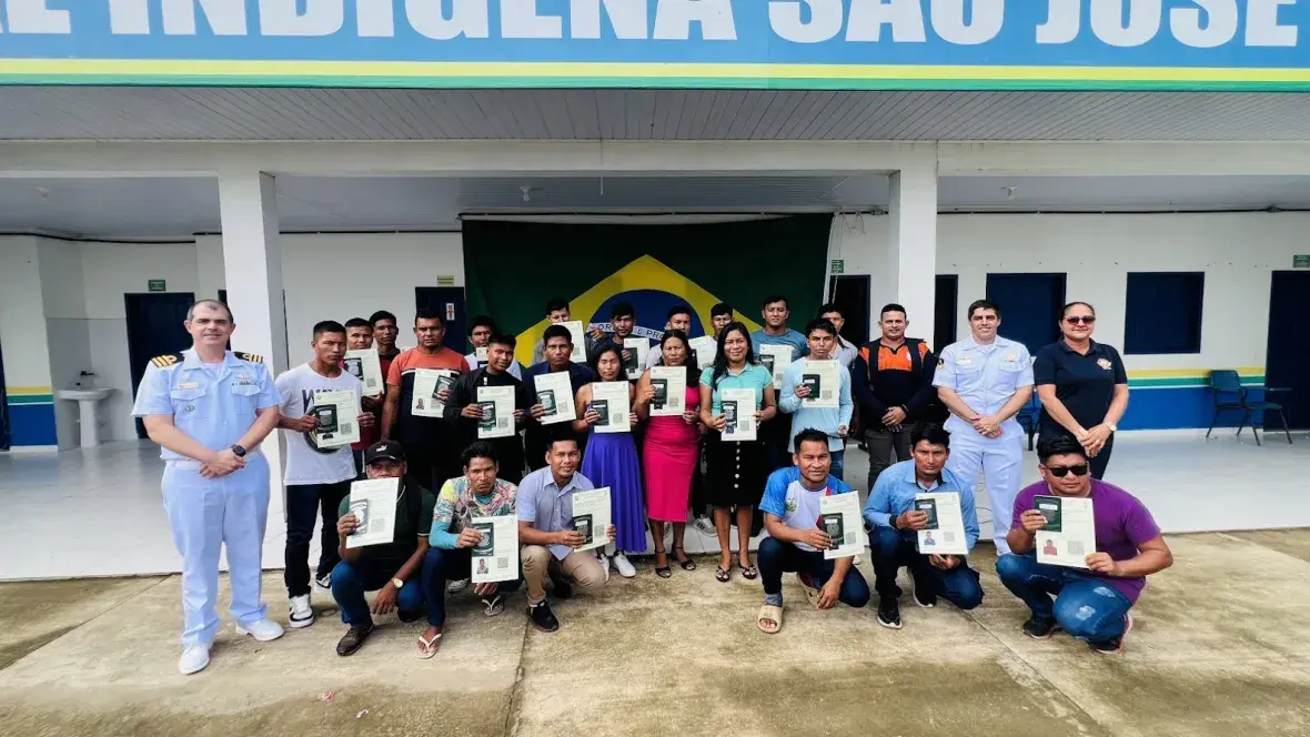 Capitania Fluvial de Tabatinga realiza Formatura do Curso de Formação de Aquaviários-Marinheiro Fluvial Auxiliar de Convés e de Máquinas na comunidade de Bugaio-JutaíAM