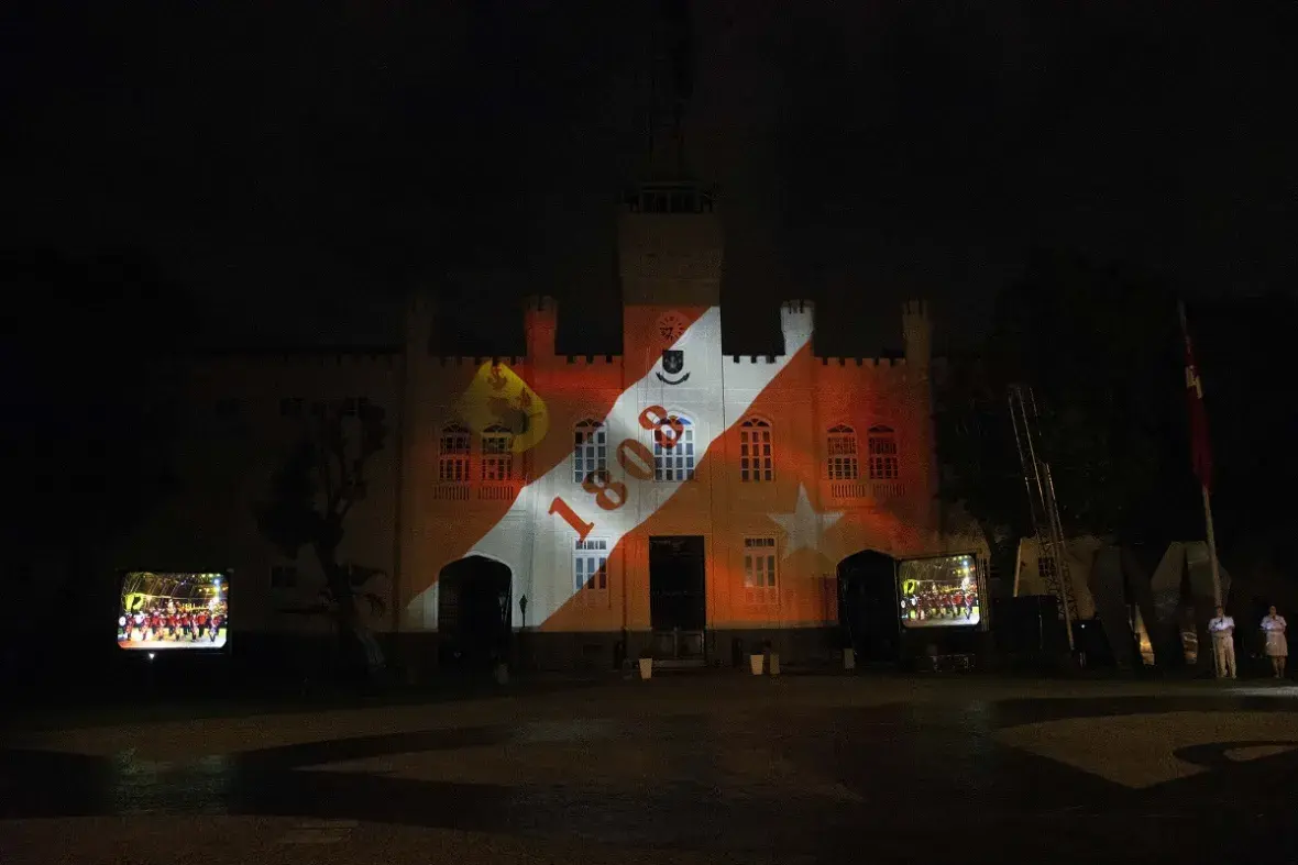 Foram projetadas imagens na histórica Fortaleza de São José da Ilha das Cobras
