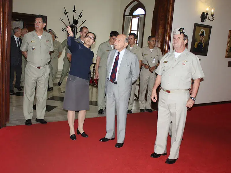 CGCFN recebe visita do AE Karam, antigo ministro da Marinha