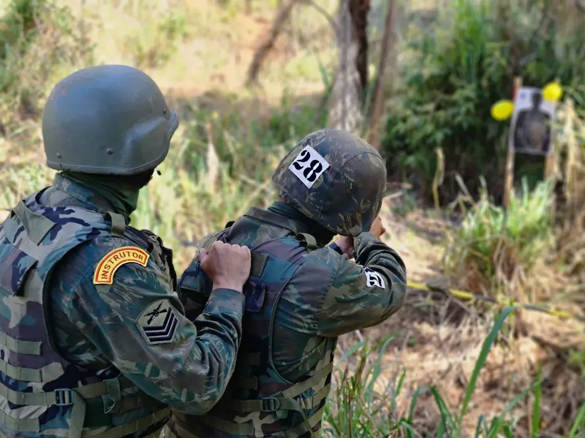 Pista de Tiro de Combate de Pistola 9mm