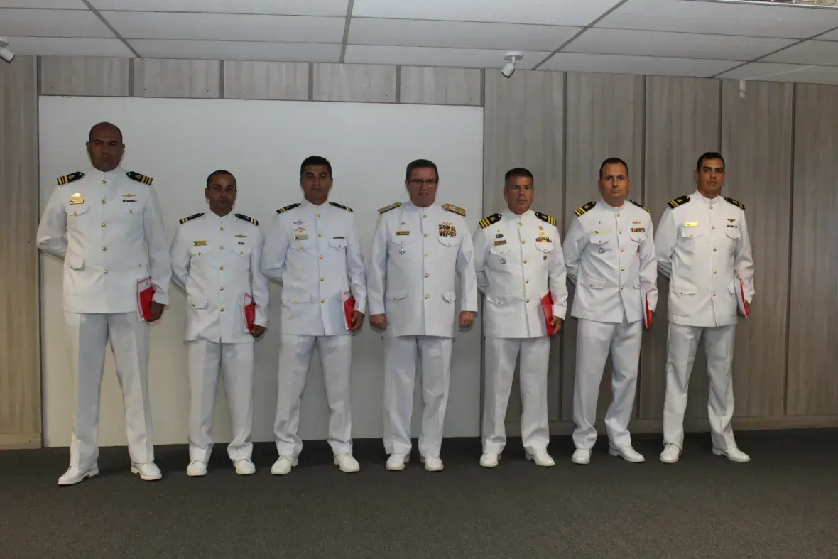 Militares foram agraciados durante cerimônia de premiação do I Fórum de Leitura do CFN
