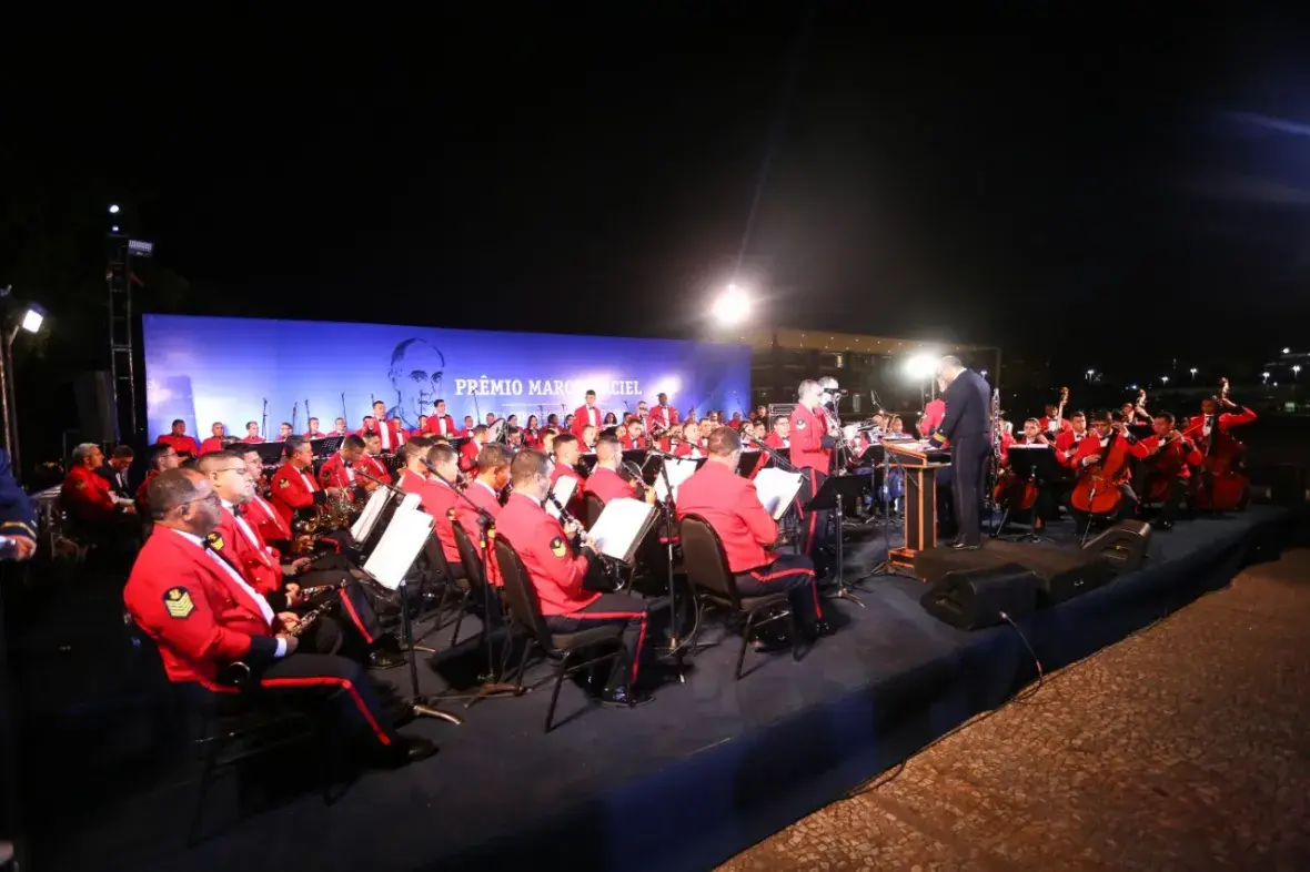 Banda Sinfônica do CFN foi uma das atrações na entrega do Prêmio Marco Maciel