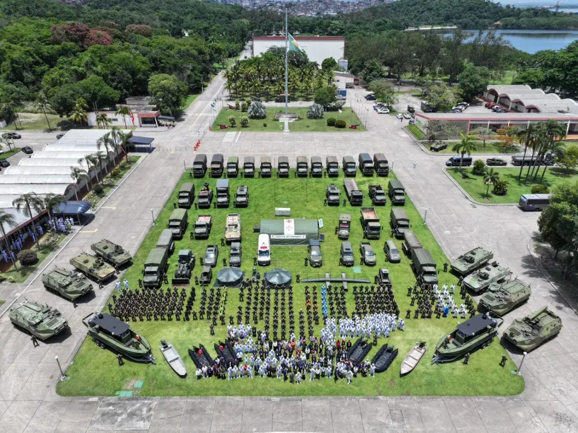 Estudantes e militares lotaram o auditório para as apresentações – Imagem: Sargento Borges/Marinha do Brasil