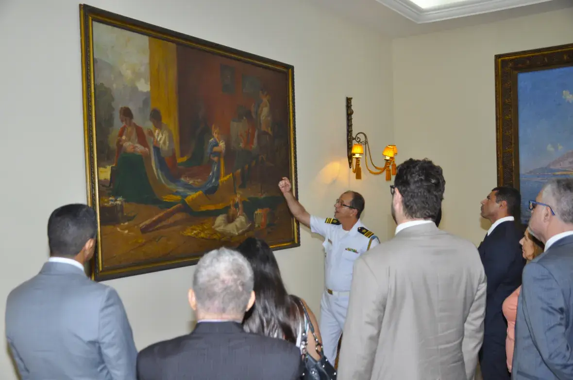 Visitantes receberam explicações históricas sobre o CFN
