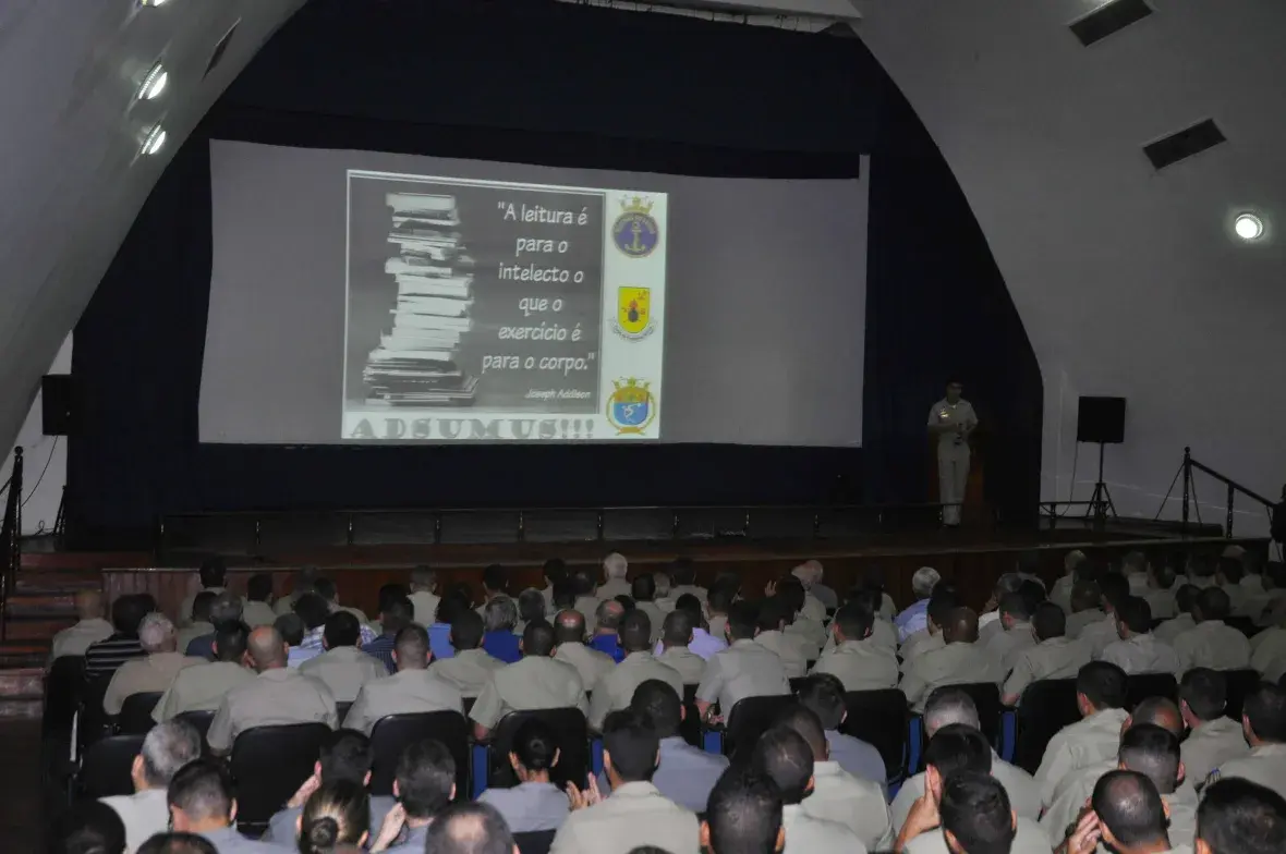 I Fórum de Leitura do CFN contou com a apresentação de painéis sobre trabalhos previamente selecionados