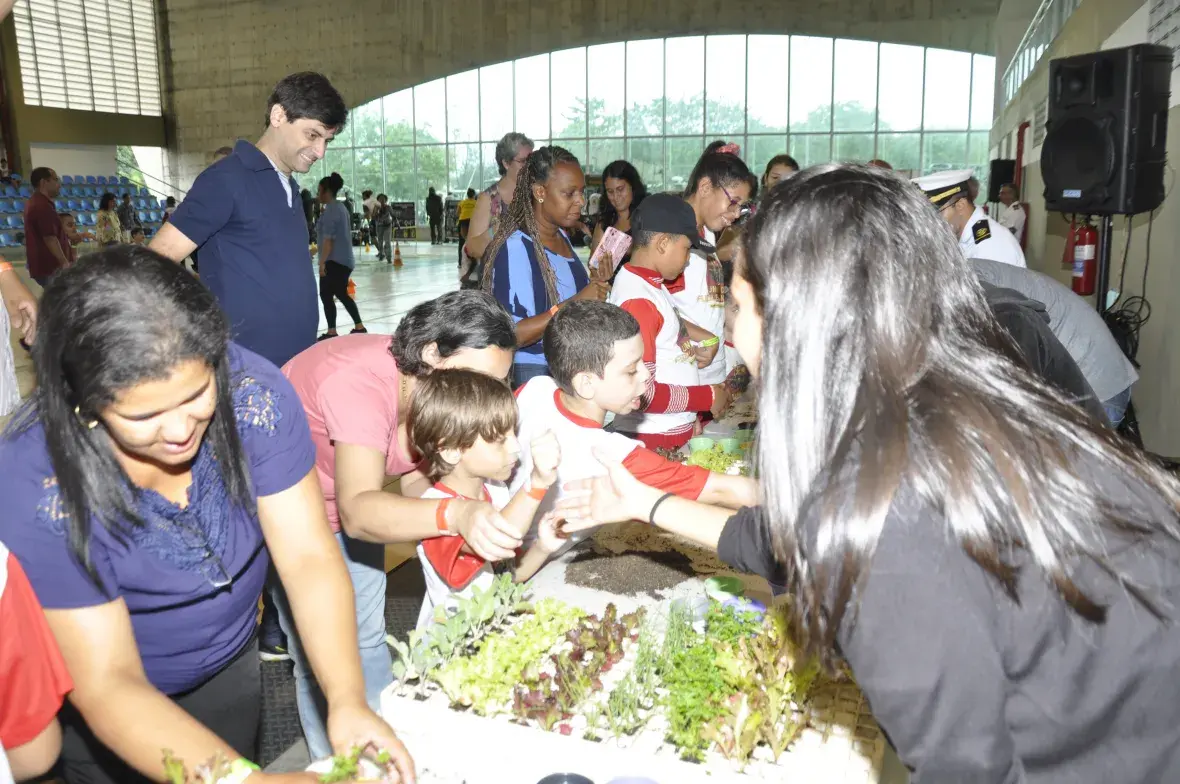 Na ocasião, as crianças participaram de oficinas, atividades esportivas e assistiram a apresentações musicais