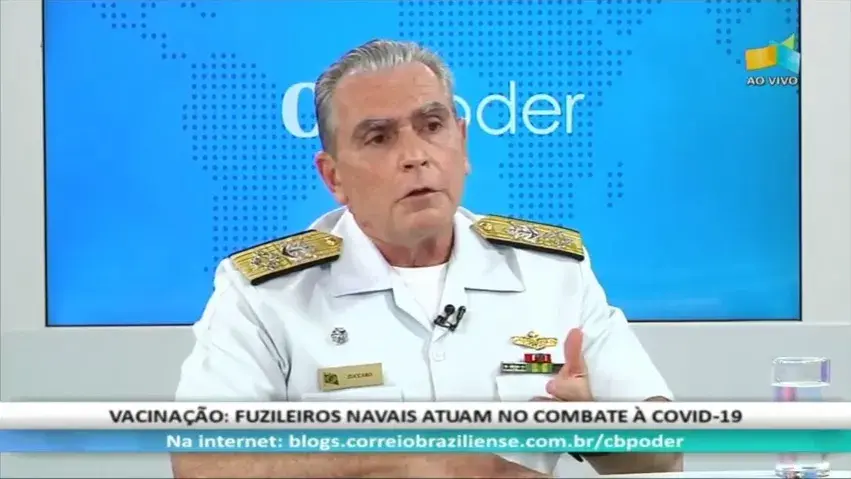 Almirante de Esquadra (FN) Zuccaro falou sobre as diversas áreas de atuação do CFN em entrevista ao vivo na tarde do dia 5 de maio