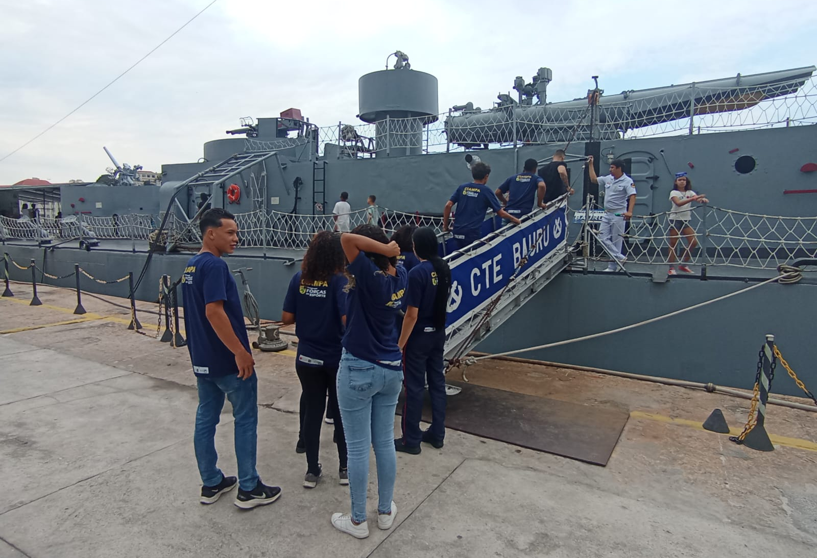 Adolescentes do PROFESP-CIAMPA visitam o Museu Naval e o Espaço Cultural da Marinha