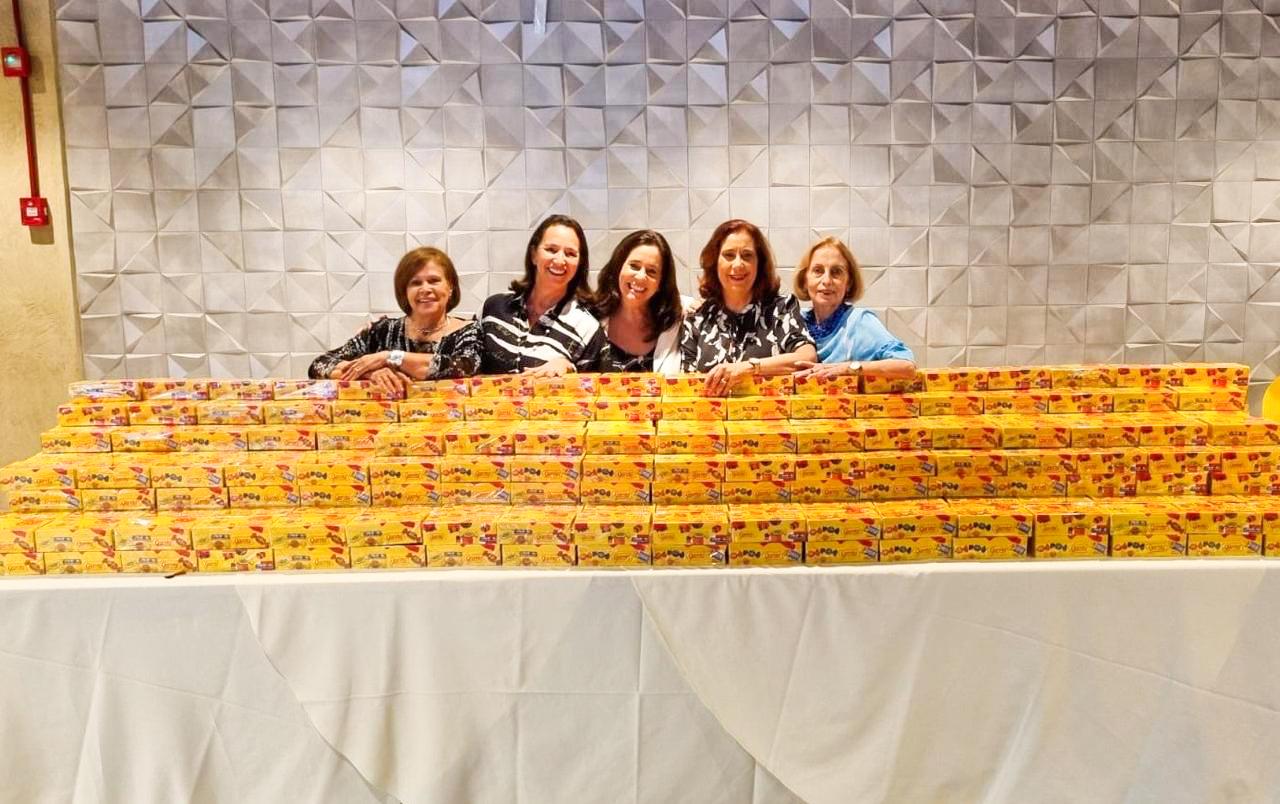Voluntárias Cisne Branco-RJ se reúnem em apoio a Campanha de Páscoa para a Família Naval