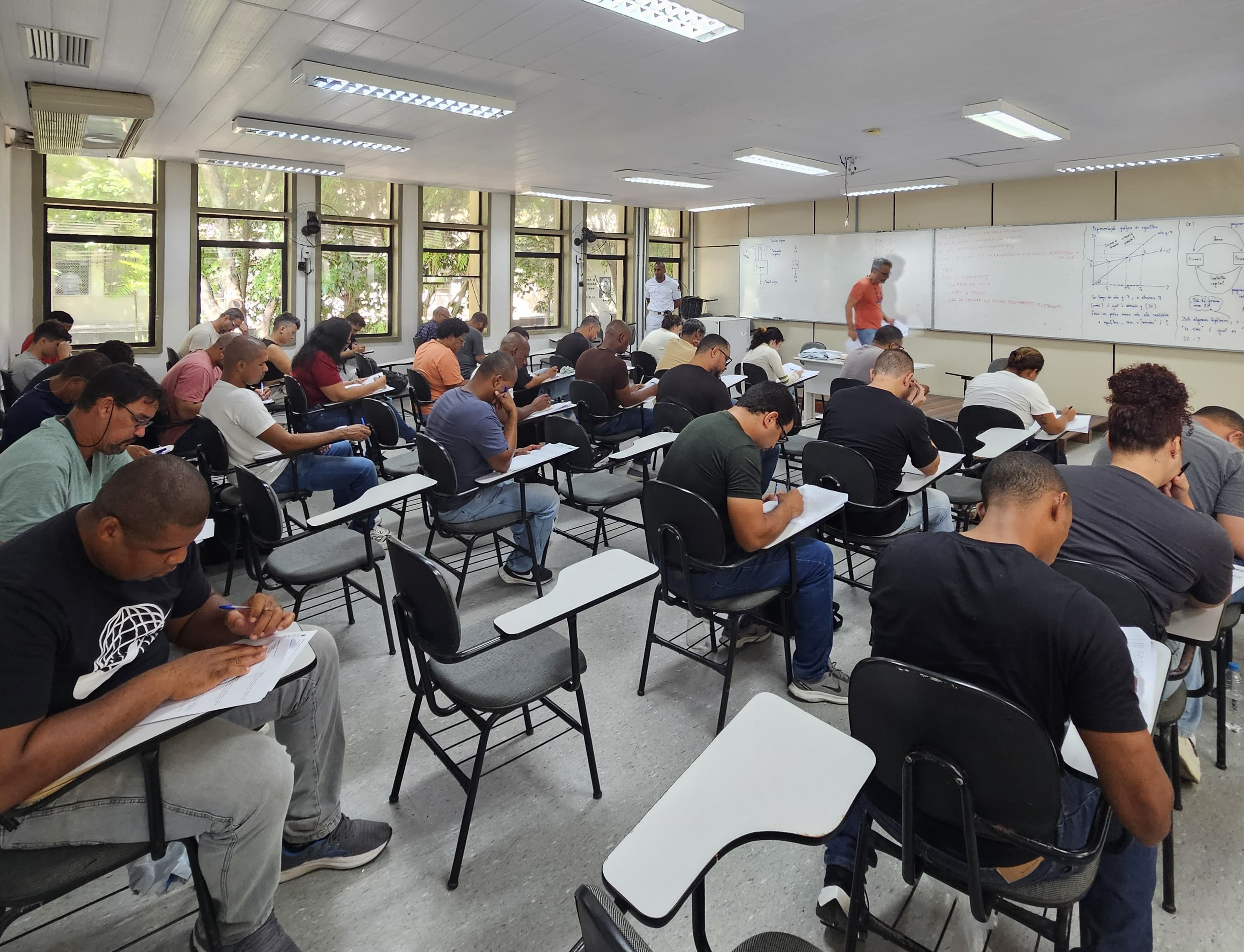 realiza 1ª etapa do processo seletivo para admissão ao CFAQ-MOC e CAAQ-CTS