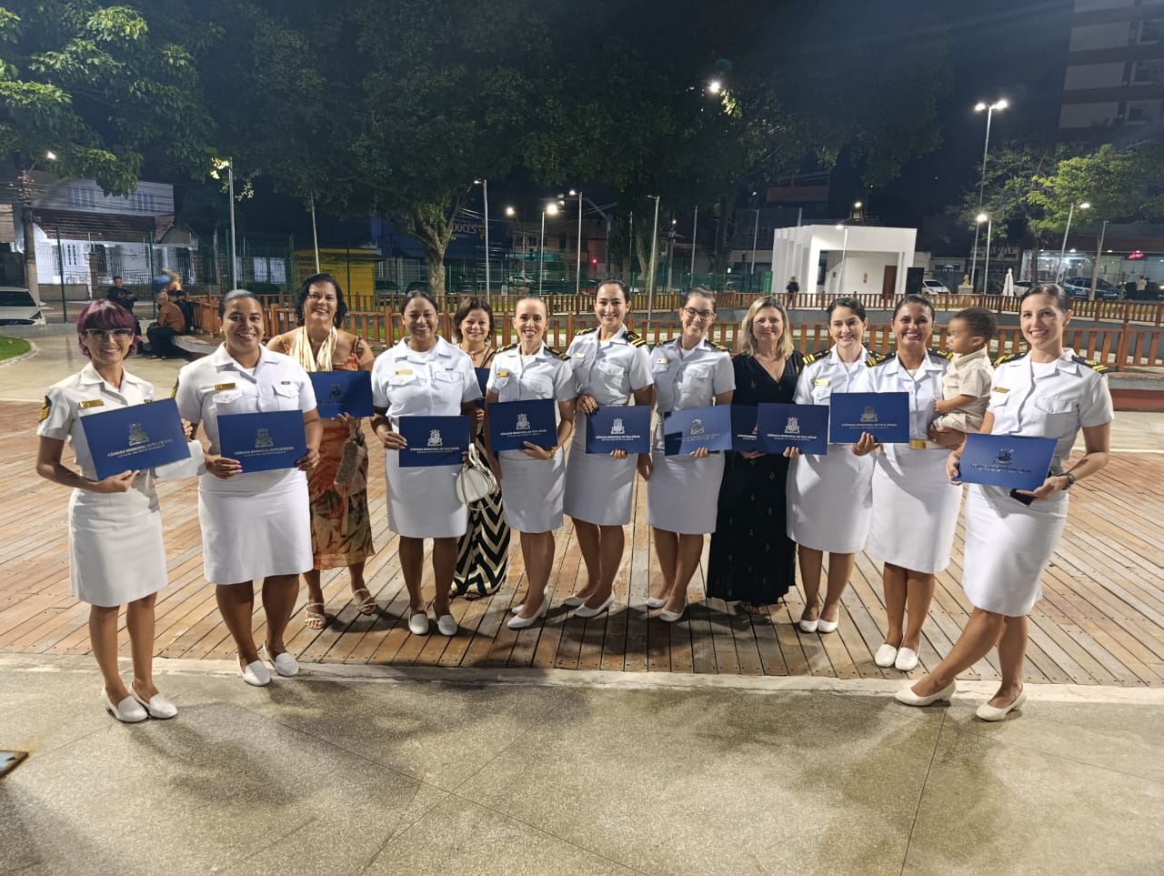 Militares e professoras do PROFESP homenageadas pela Câmara Municipal