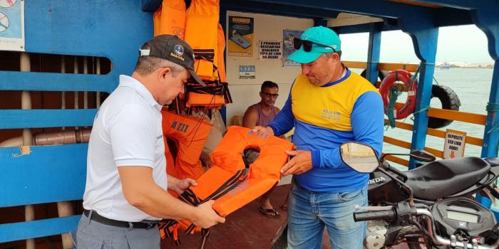 Equipe da AgPenedo realizando Inspeção Naval