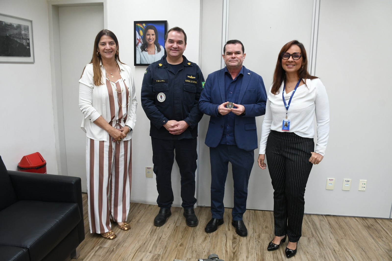 O Capitão dos Portos de Pernambuco foi recepcionado pelo Diretor Presidente do Porto do Recife, Sr. Paulo Nery, e parte de sua comitiva