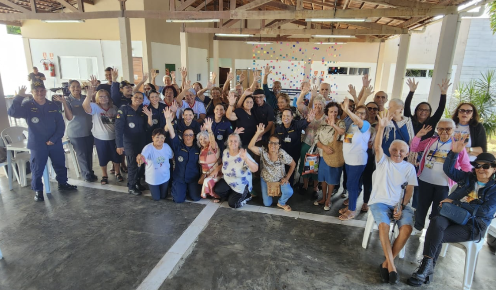 Veteranos, dependentes e equipe do HNNa celebram ação de saúde e vacinação 
