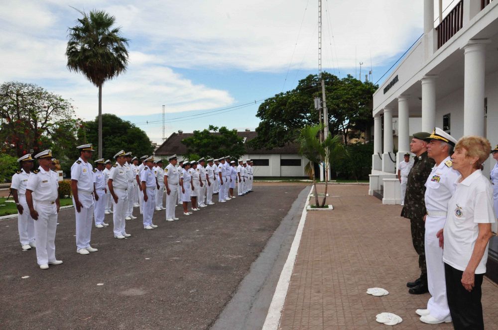 Autoridades civis e militares participaram do evento