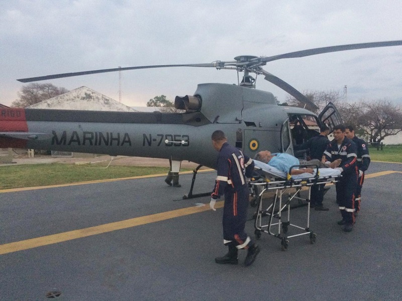 Idoso resgatado pela aeronave da Marinha