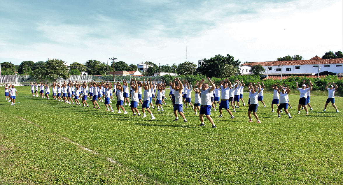 Militares durante atividade funcional