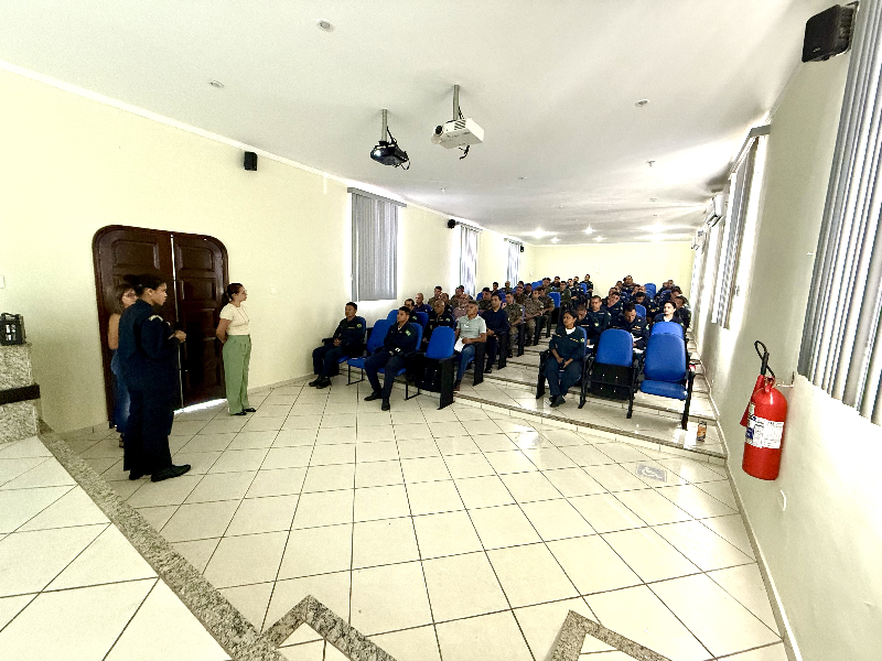 Palestra foi realizada na Base Fluvial de Ladário