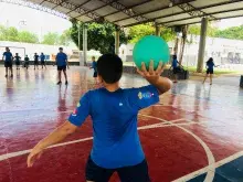 O programa atende 156 crianças e adolescentes de Ladário e Corumbá