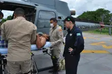 Adilson Rodrigues fraturou a clavícula e apresenta suspeita de lesão no quadril