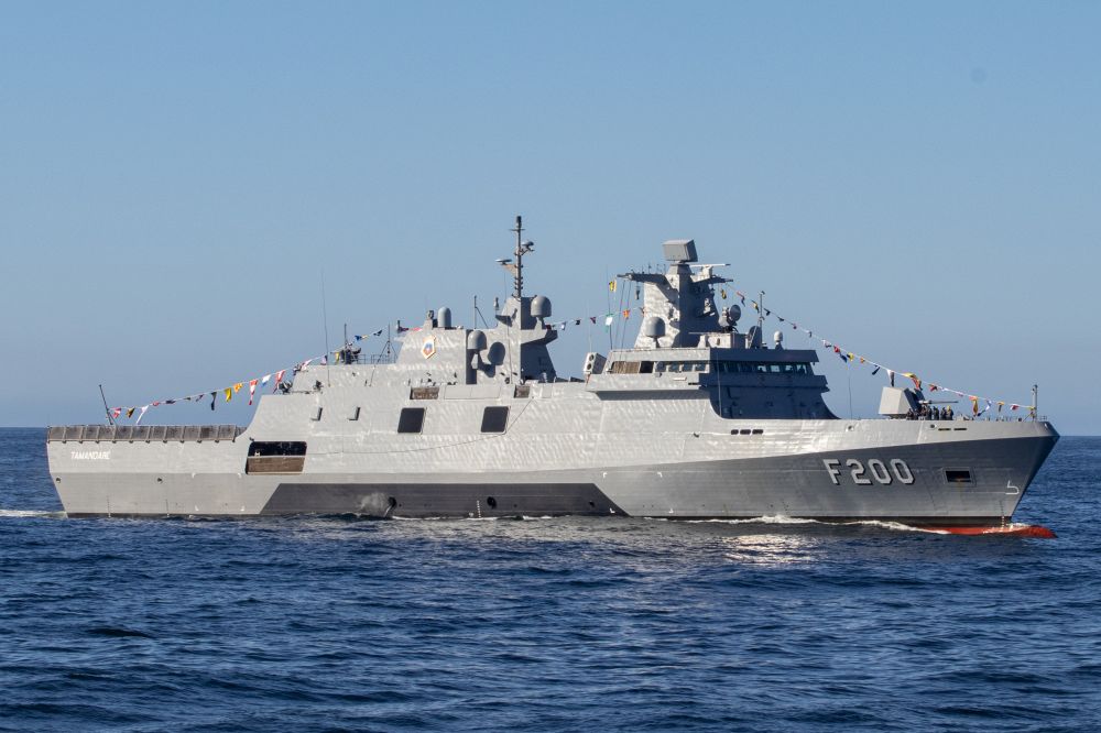 Fragata Tamadaré (F200)
