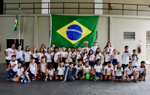  Crianças do Centro Educacional M. Fialho