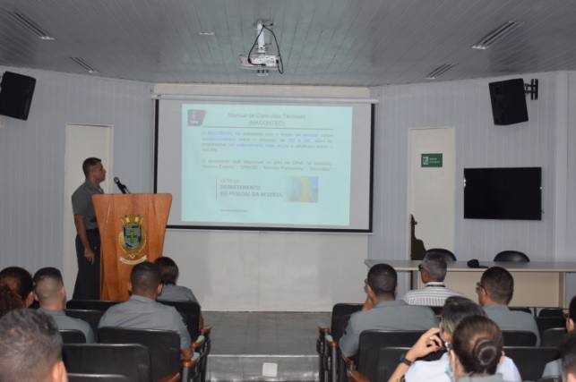 CT (AA) Albuquerque ministrando palestra de Declaração de Dependentes Eletrônica