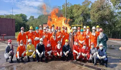 CPRJ promove treinamento de combate a incêndio no CAAML