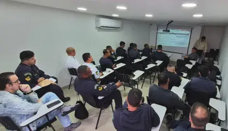 Capitania dos Portos do Rio de Janeiro promove palestra sobre carreira de Praças