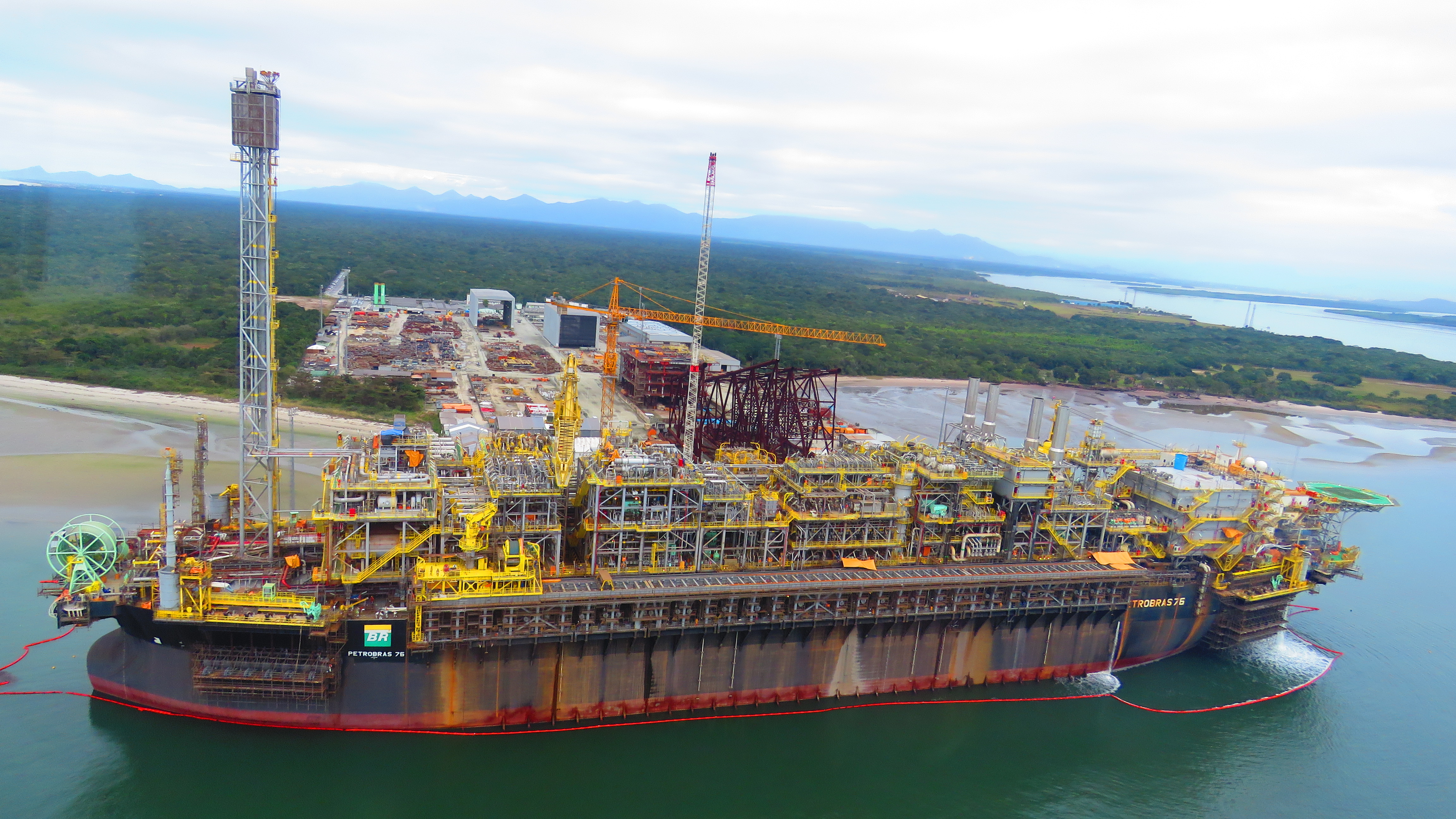 PETROBRAS 76 | DPC