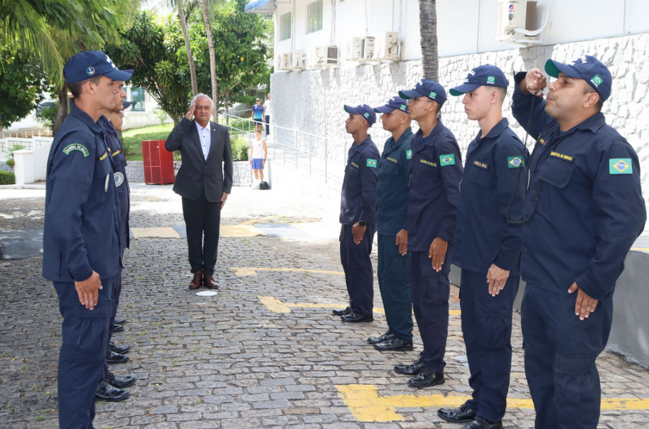 Honras de Portaló realizadas para o General Girão em ocasião de sua visita institucional