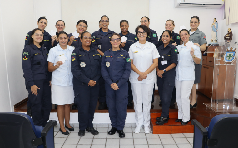 Militares que participaram do evento reunidas