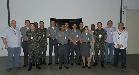 Instituto de Pesquisas da Marinha recebe visita de alunos do Centro de Adestramento Almirante Marques de Leão 