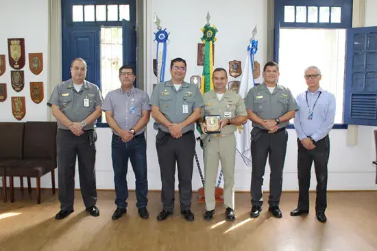 IPqM Recebe a Visita do Comandante Naval de Operações Especiais
