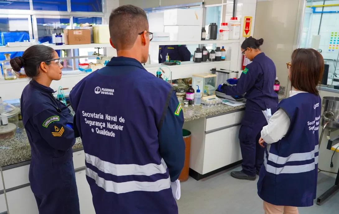 SecNSNQ realiza auditoria para renovação do reconhecimento técnico do Laboratório de Microcalorimetria da Marinha