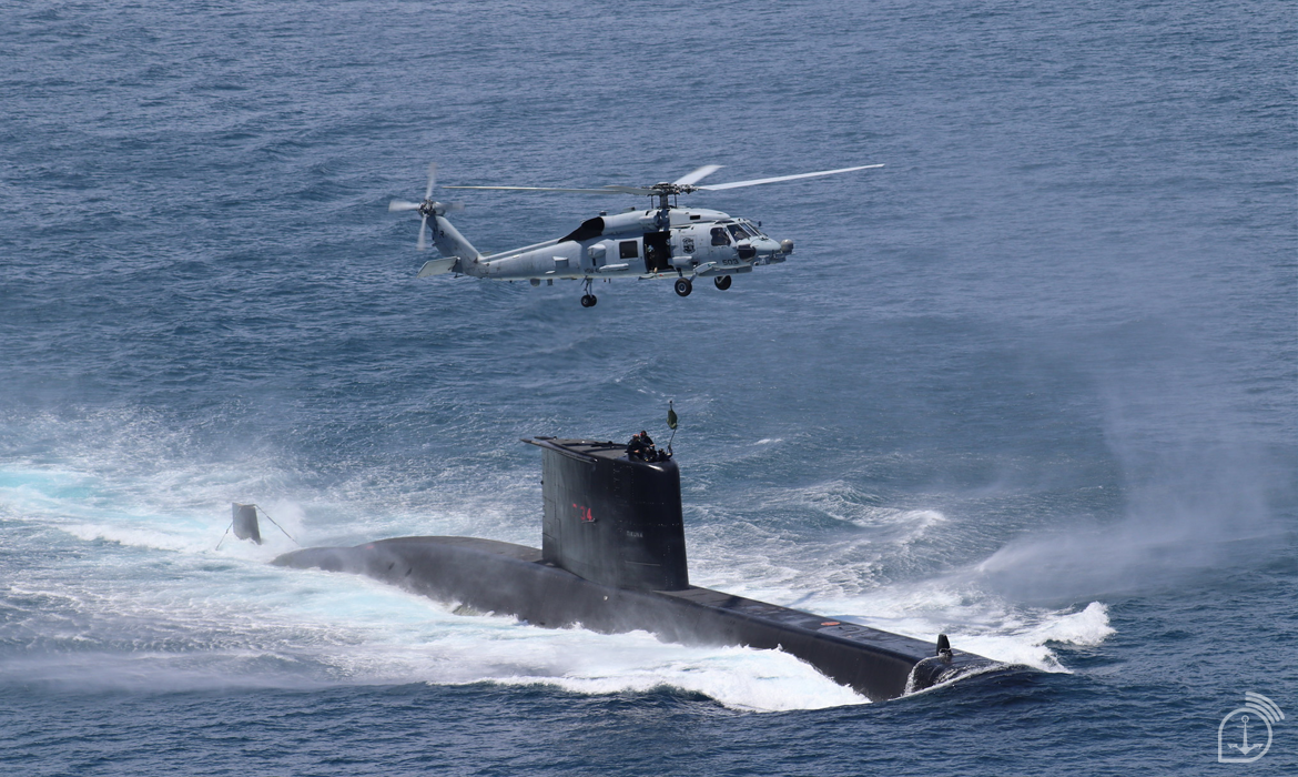Navios e helicopterosda Esquadra Brasileira